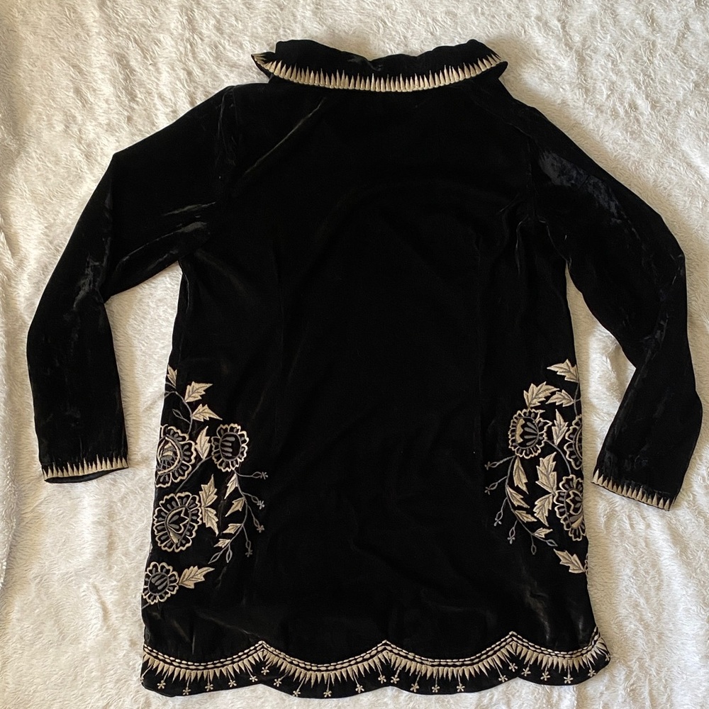 Soft Surroundings Black Velvet Long Sleeve Collared Tunic with Cream Embroidery - Picture 3 of 4